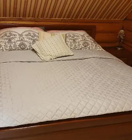 ホームステイ U Lenki