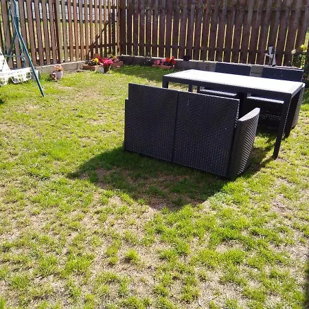 ホームステイ U Lenki