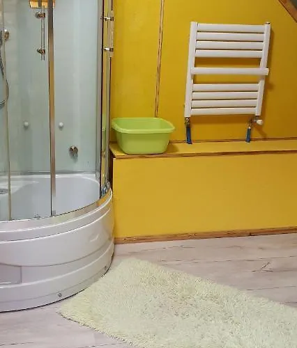 U Lenki Rum i privatbostad *